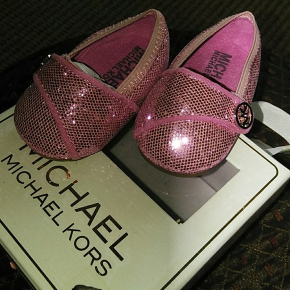 Michael kors baby shoes - Picture 6 of 8